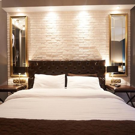 Boutique Apartment Kremenchuk Bagian luar foto